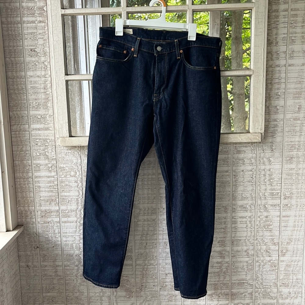 Men blue Levi jeans 541